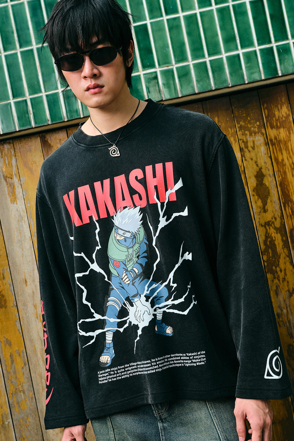 Black Sweatshirt